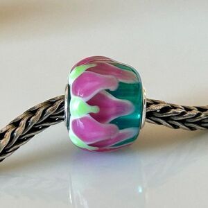 TROLLBEADS Limited Edition Mother’s Lily 2 NEW w TB Black Bag LAA 925 Pink Green